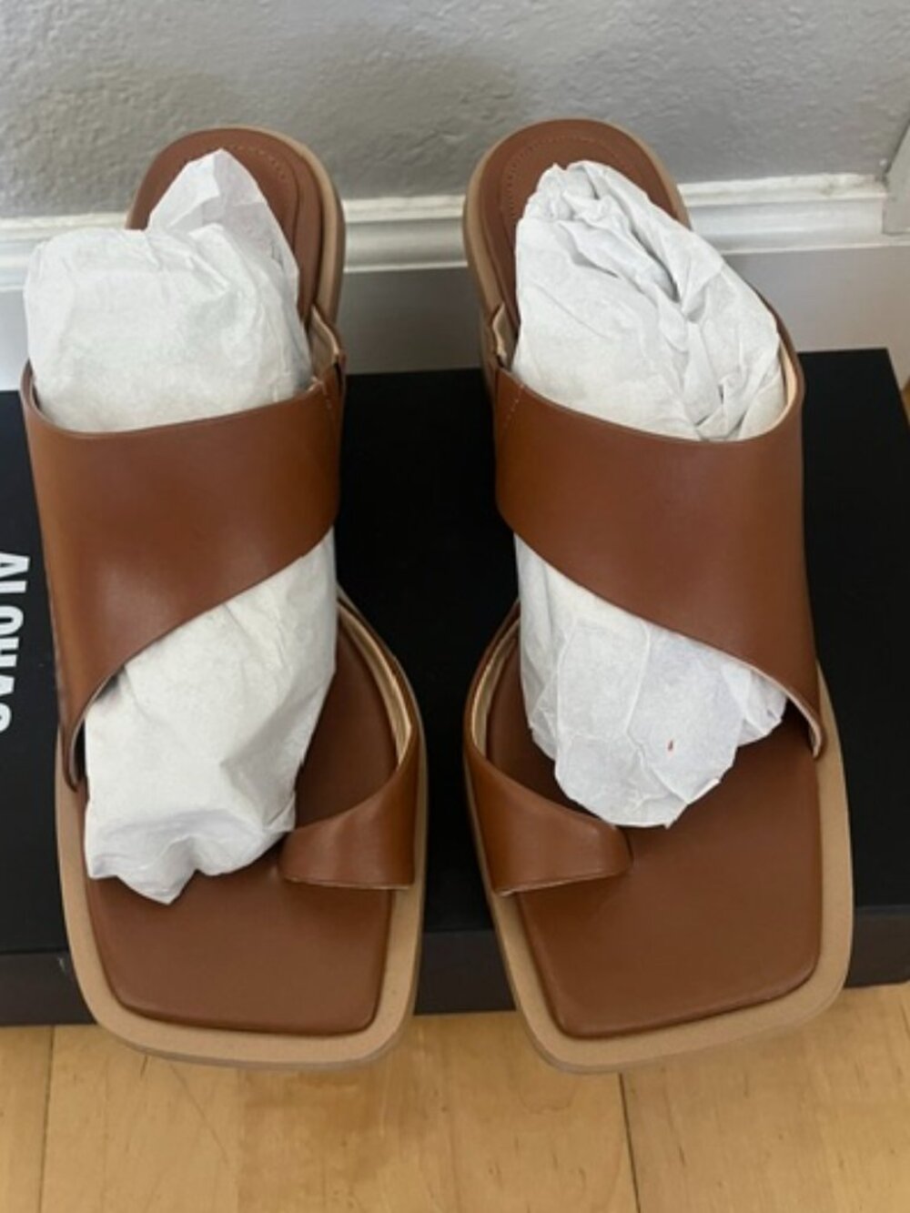Alohas Square Toe Slide-NWT